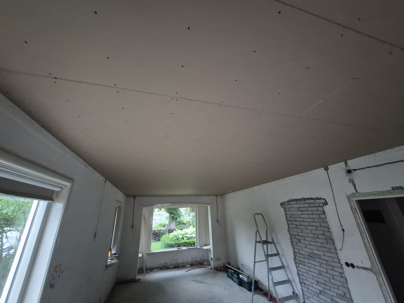 Plafondrenovatie in Werkendam